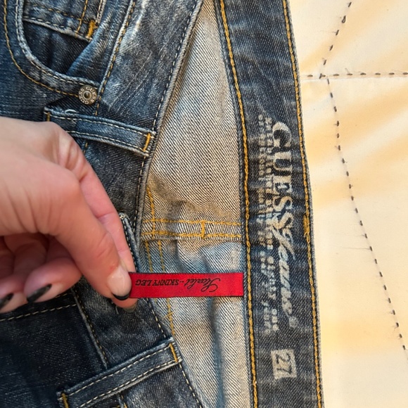 Guess Brand Jeans - Picture 3 of 3